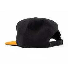 Load image into Gallery viewer, Gift Strapback Hat \ Black
